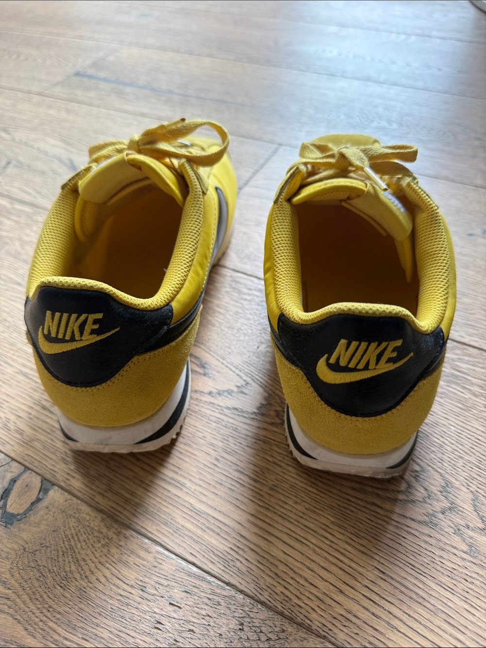 Nike Cortez Yellow Sneakers with Black Swoosh - Picture 4 of 6